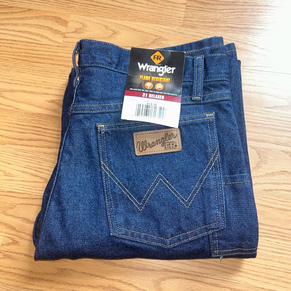 Wrangler FR 31 Relaxed Fit Flame Resistant Jeans Men 32x34 FR31MWZ New Denim - Picture 3 of 12
